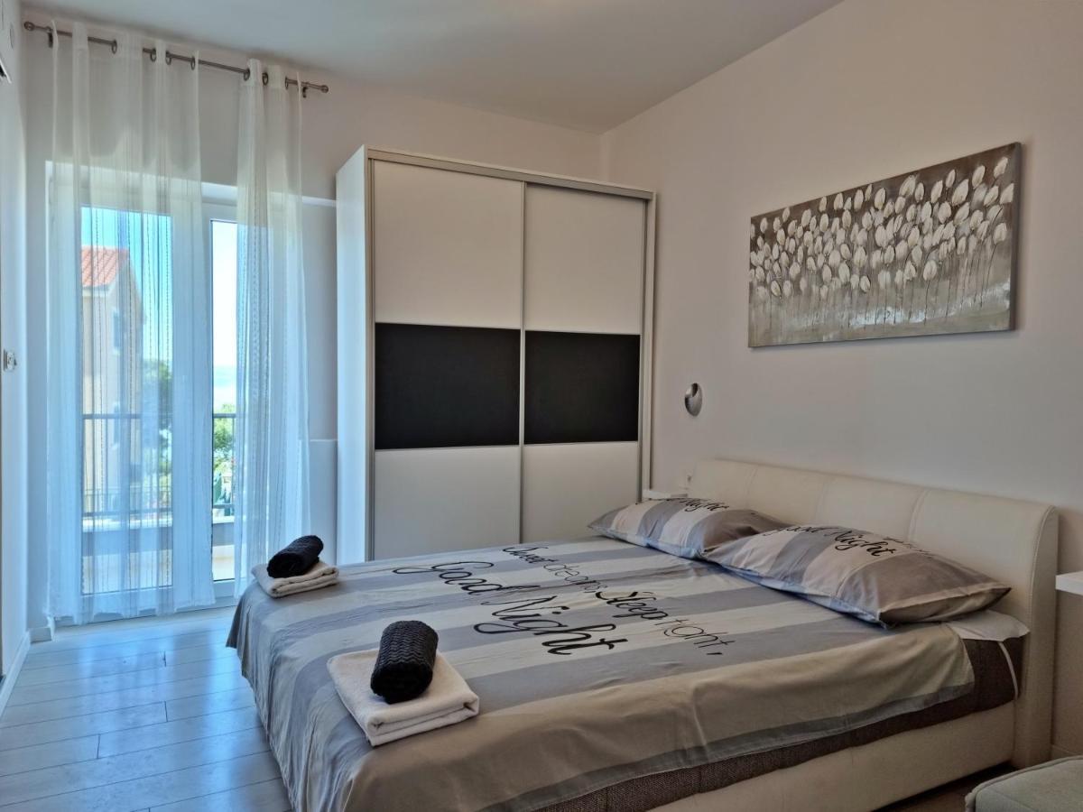 Apartment Milana Duce Exterior photo